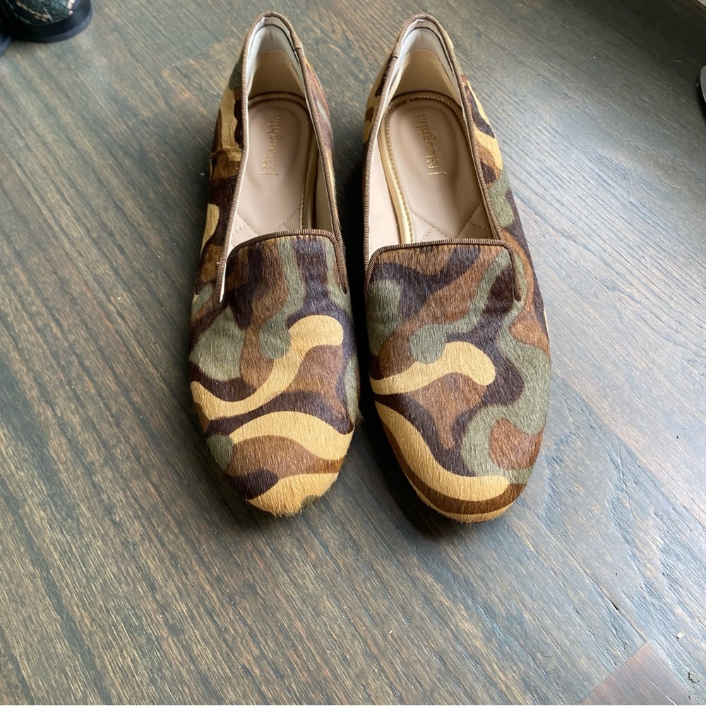 J.McLaughlin women’s Jax Camo real cow hair dyed fur loafer sz 8